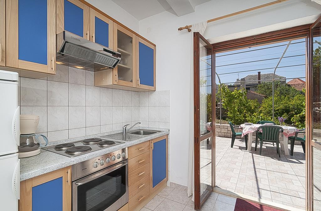Apartments Jurica Postira Εξωτερικό φωτογραφία
