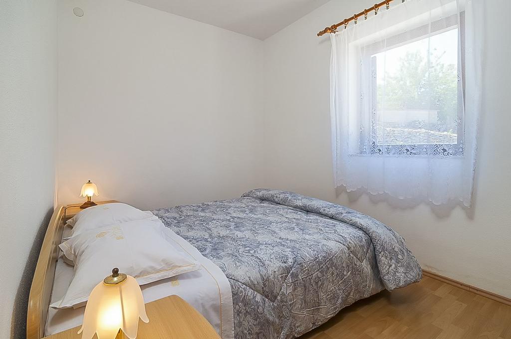 Apartments Jurica Postira Εξωτερικό φωτογραφία