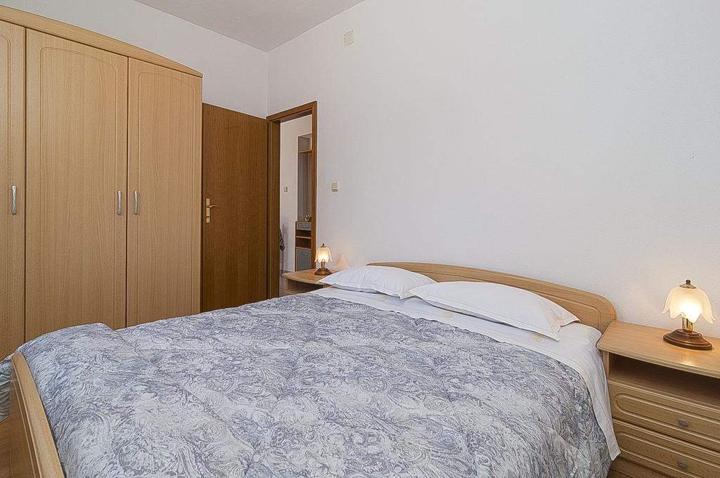 Apartments Jurica Postira Εξωτερικό φωτογραφία