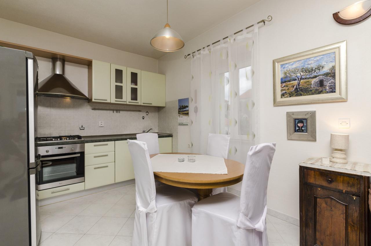 Apartments Jurica Postira Δωμάτιο φωτογραφία
