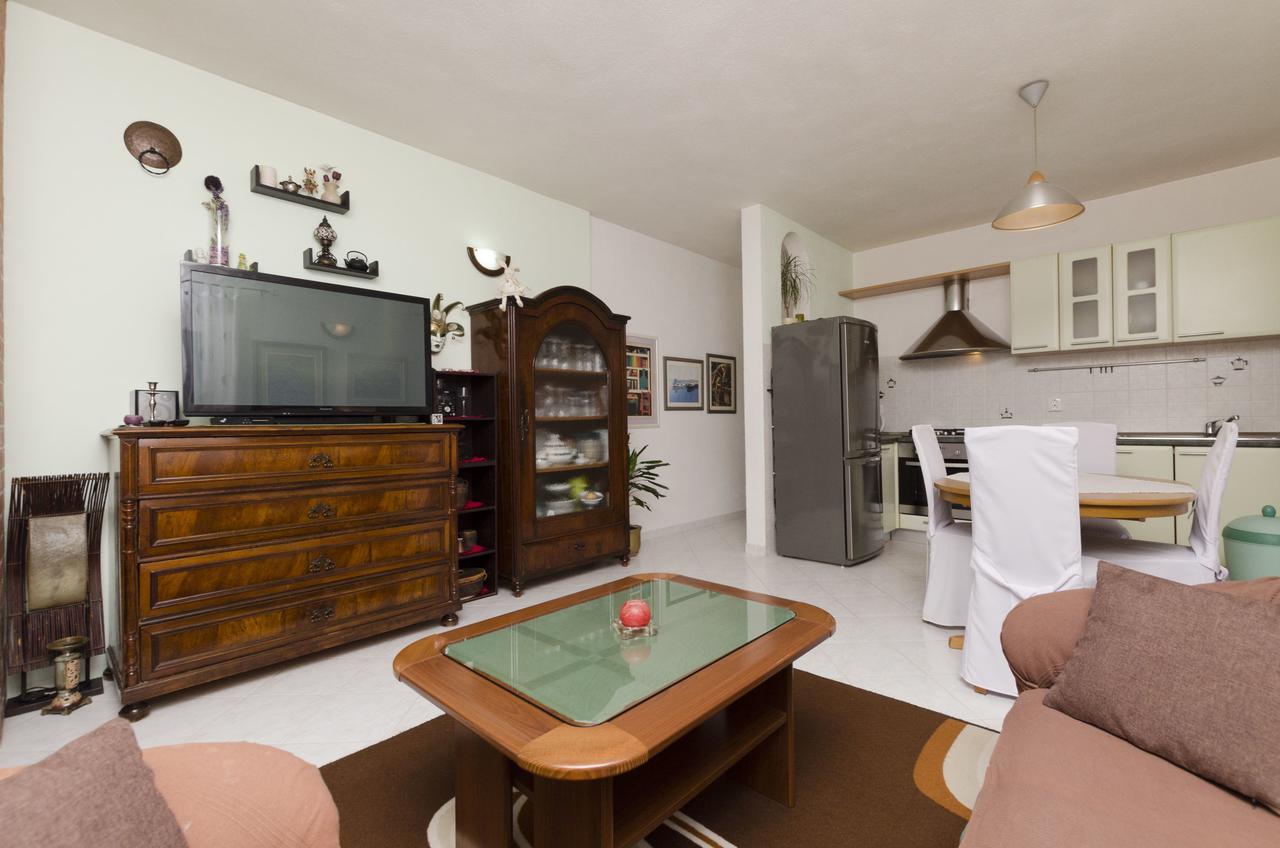Apartments Jurica Postira Δωμάτιο φωτογραφία