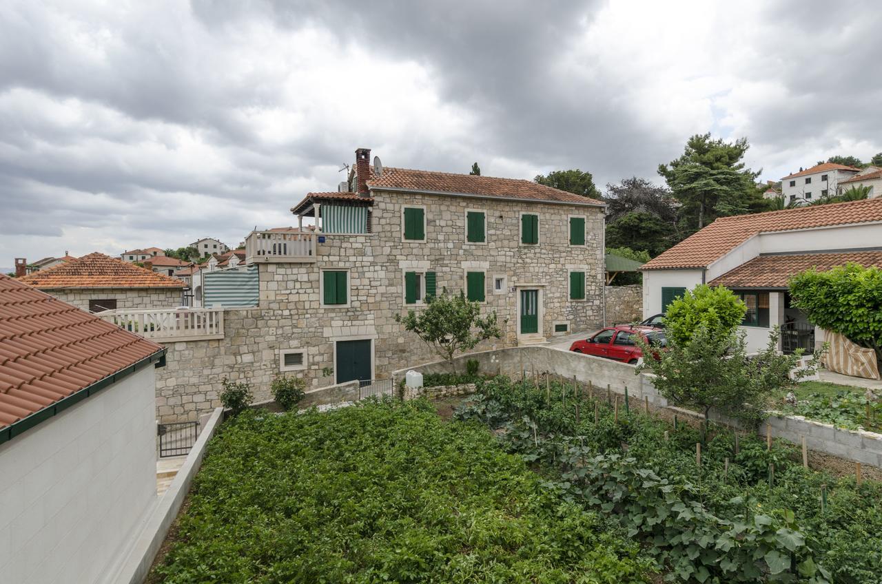 Apartments Jurica Postira Εξωτερικό φωτογραφία
